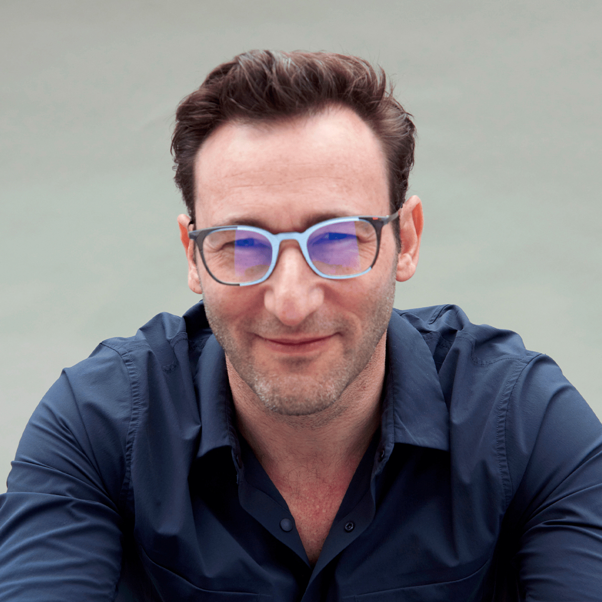 Simon Sinek headshot